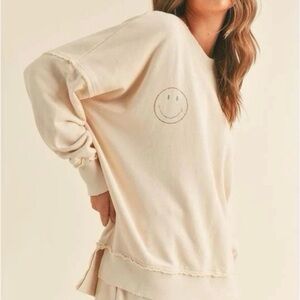 MIOU MUSE. Hadley Smile Terry  Sweatshirt. Frayed Edges Style. Relaxed Fit. Sz S